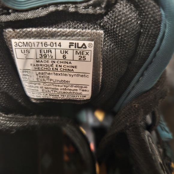 Unisex Fila renno sneakers - Picture 5 of 5